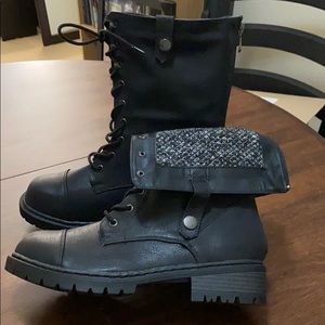 Torrid Black w/Grey Knit Fold Over Combat Boots